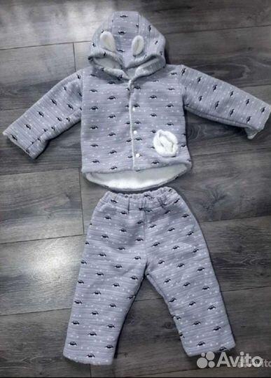 Костюм детский на 6-12 месяцев