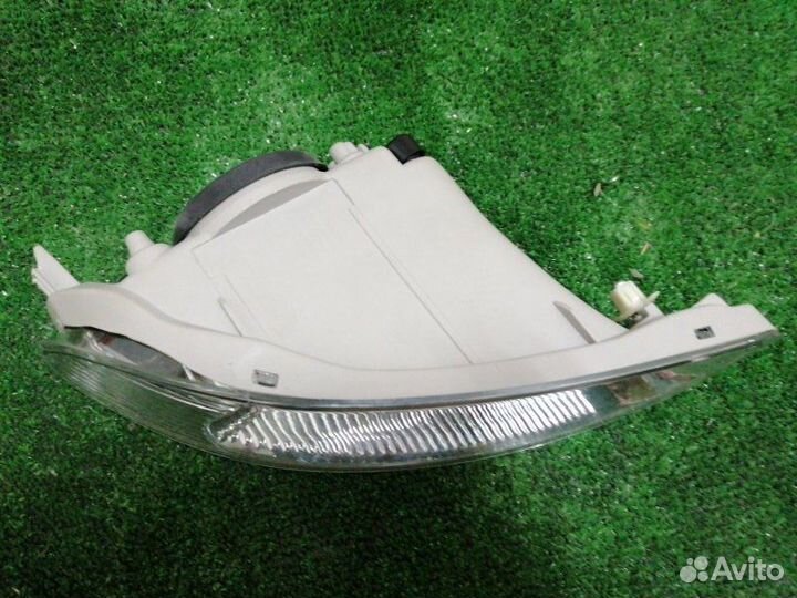 Фара противотуманная передняя левая Toyota Camry