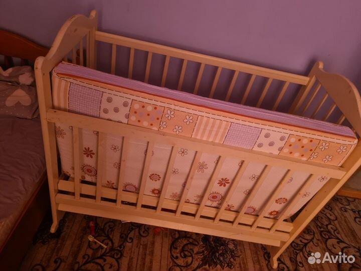 Детская кровать с матрасом
