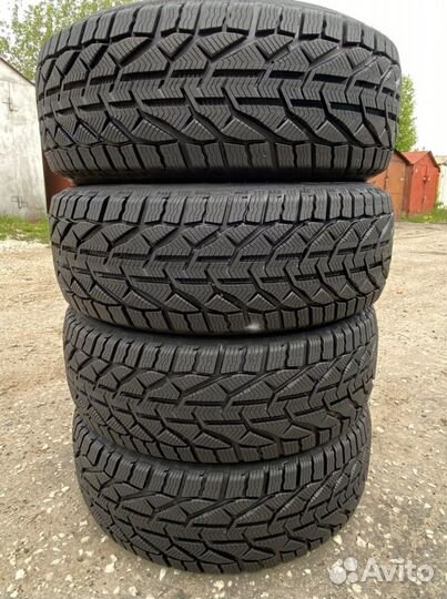 Kormoran Snow 205/50 R17