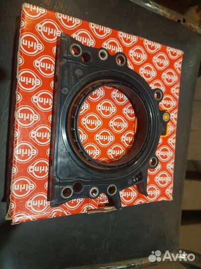 Сальник коленвала VW crafter 2.5TDI 06-11 37747