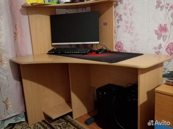 Компьютерный стол бу