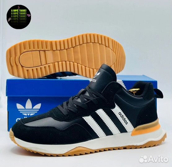 Кроссовки Adidas