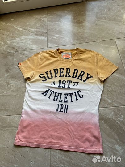 Футболка Superdry