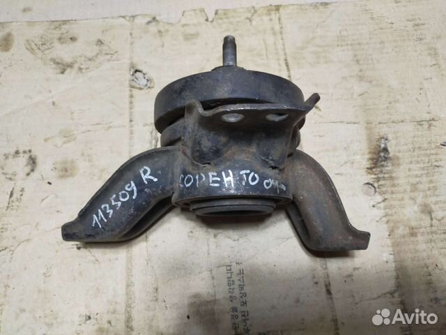 Подушка двс Kia Sorento 218122P900