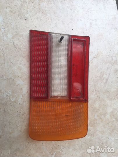 BMW 2002 Turbo (1973-1975) - задний фонарь