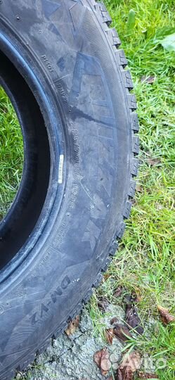 Bridgestone Blizzak DM-V1 225/70 R16