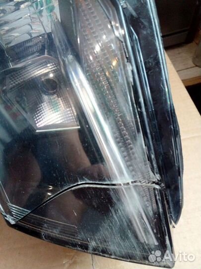 Фара на volkswagen Caddy 2016 левая
