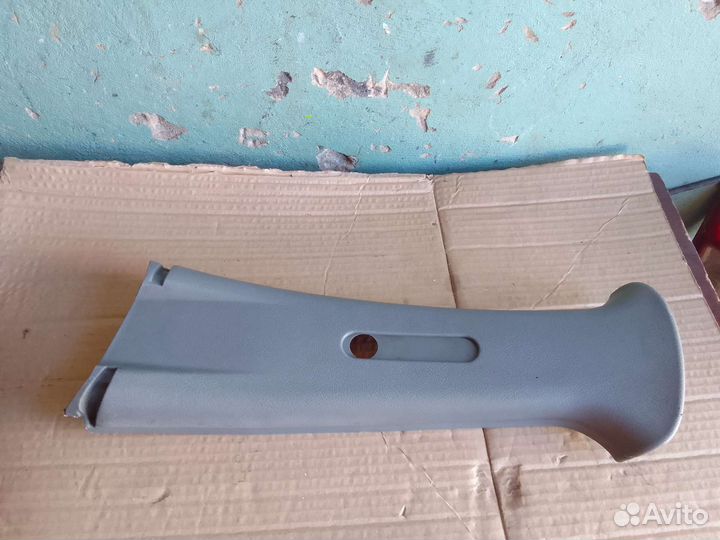 Накладка верхняя средний стойки Chevrolet Aveo
