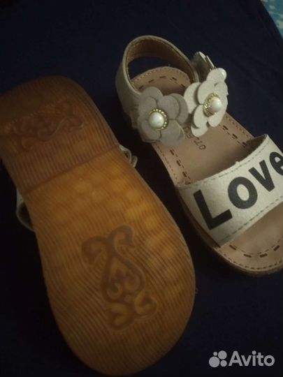 Босоножки для девочки
