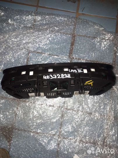 Приборная панель Рено Лагуна 3