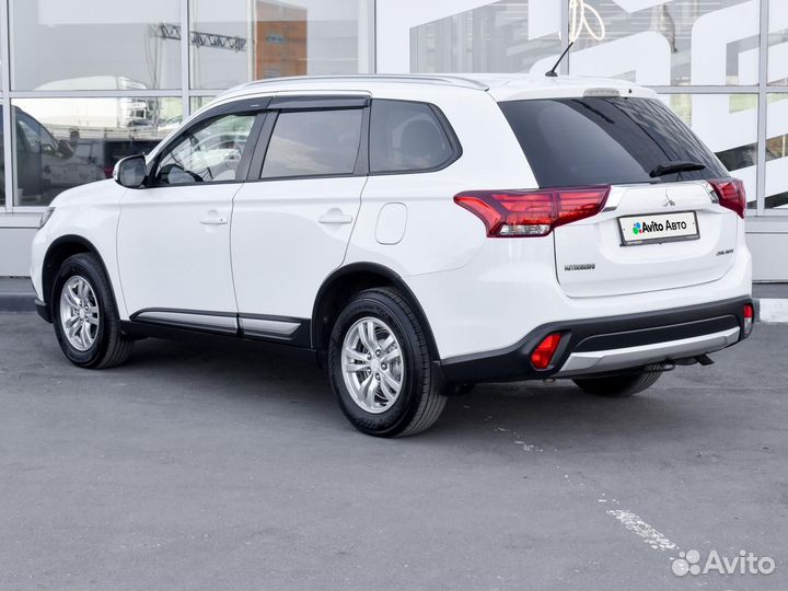 Mitsubishi Outlander 2.0 CVT, 2015, 158 834 км