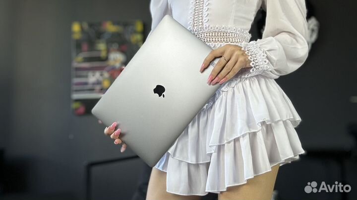 MacBook Pro 16 2021 16 512 Новый Ростест