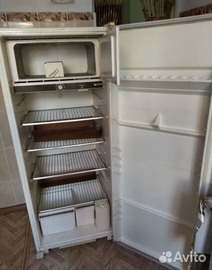 Холодильник