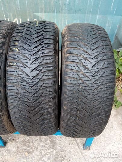 Goodyear UltraGrip 8 195/55 R16 87H