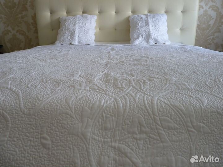 Покрывало + две наволочки zara home