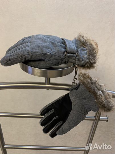 Перчатки зима спортивные детские Ziener р-р 6 Б/у