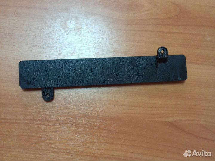 Крышка салонного фильтра Mitsubishi