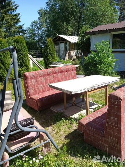 Диван для кафе или на дачу