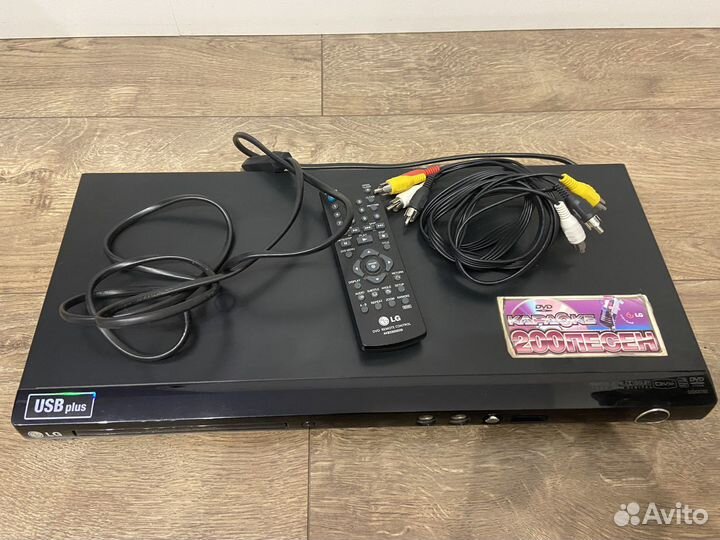 Dvd плеер с караоке LG