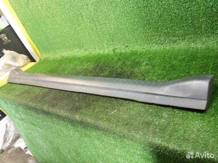 Накладка на порог левая Mitsubishi Outlander CW5W