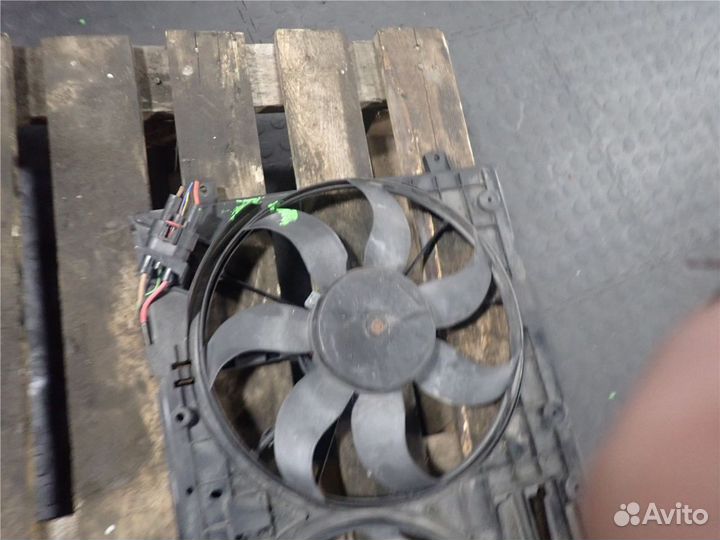 Вентилятор радиатора Volkswagen Tiguan, 2013