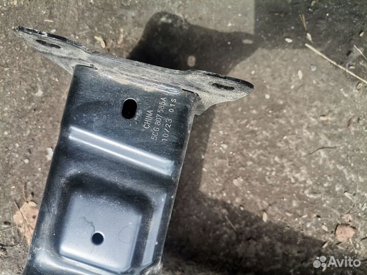 Усилитель бампера Джетта вс 7