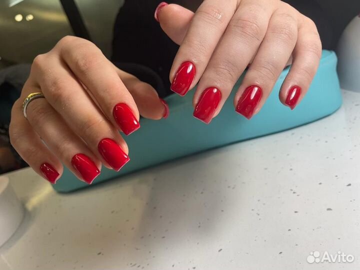 Маникюр, педикюр