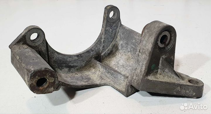 Кронштейн насоса гидроусилителя Audi A6 C5 Allroad