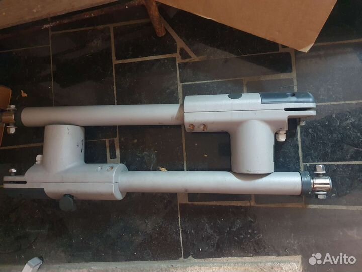 Привод для распашных ворот бу, Nice too 3000