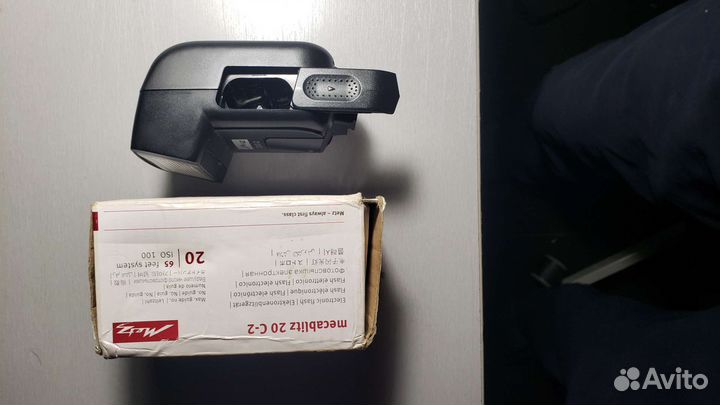 Фотовспышка Metz mecablitz 20 C-2