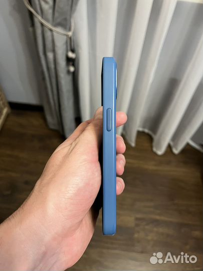 Чехол на iPhone 13 оригинал