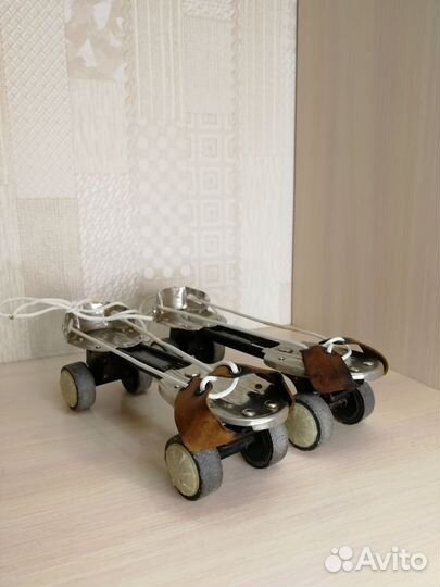 Роликовые коньки СССР