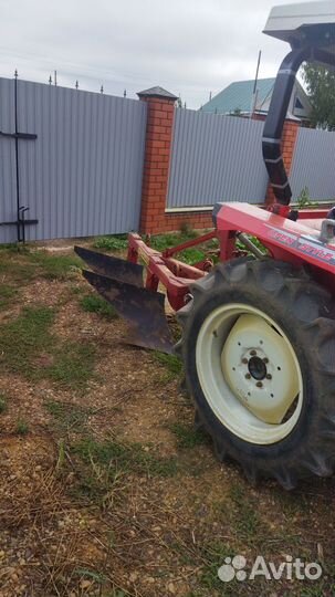 Вспашка земли мини трактором