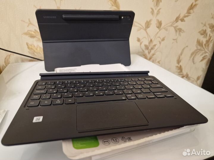 Чехол клавиатура для Galaxy Tab S8