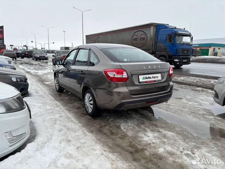LADA Granta 1.6 МТ, 2020, 100 000 км