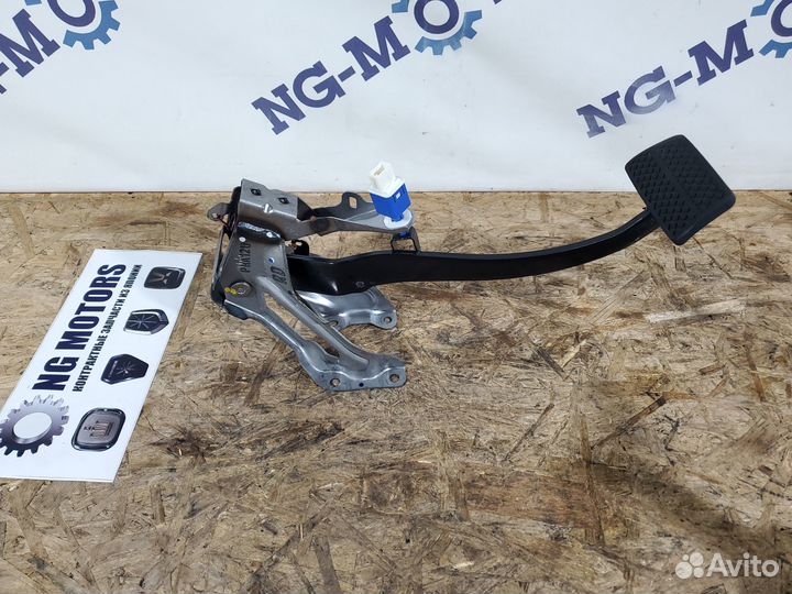 Педаль тормоза Honda N-WGN JH1