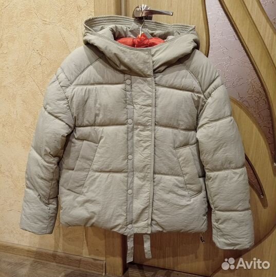 Куртка новая 42