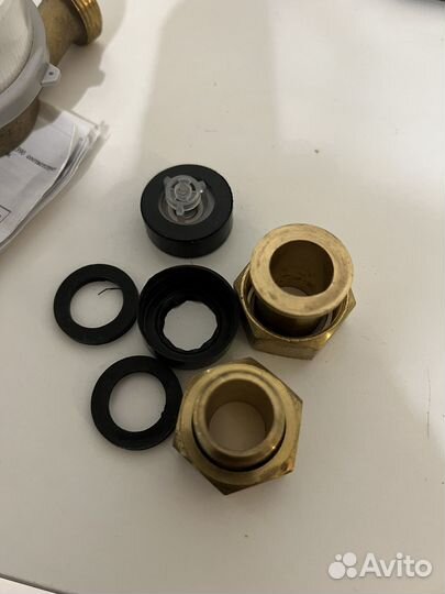 Счетчик воды универсальный новый