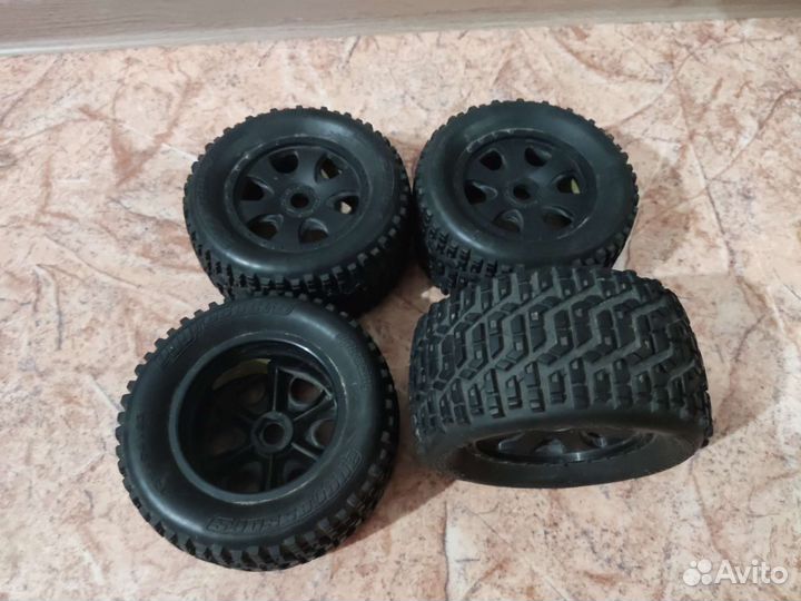 Hpi aggressors 1:8 17 хекс