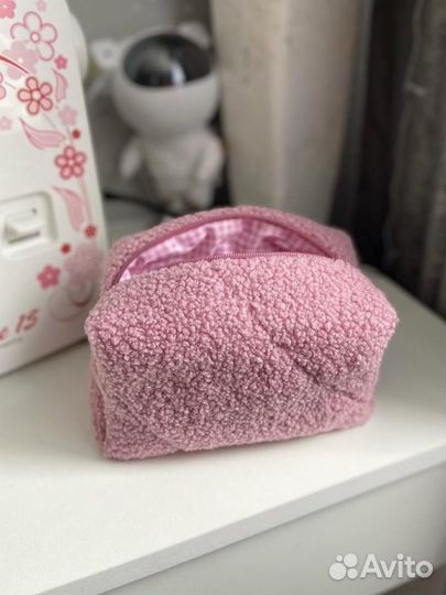 Плюшевая косметичка
