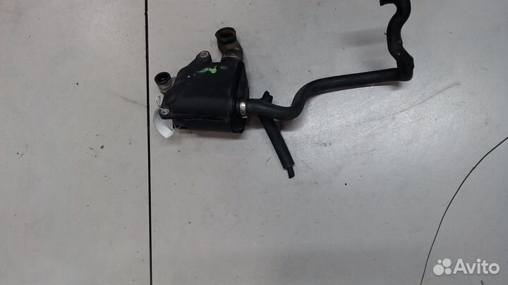 Маслоотделитель Volvo S60, 2000