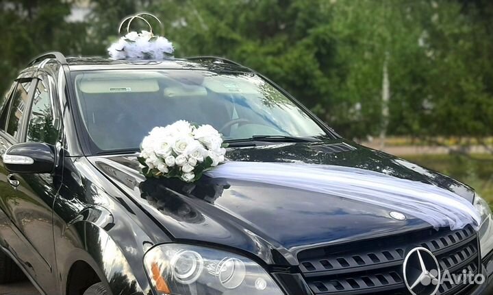 Свадебные украшения на машину