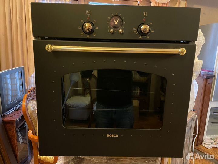 Электрический духовой шкаф Bosch HBN230N60