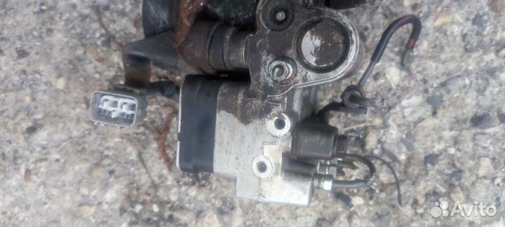 Блок абс toyota corolla ае100,е110