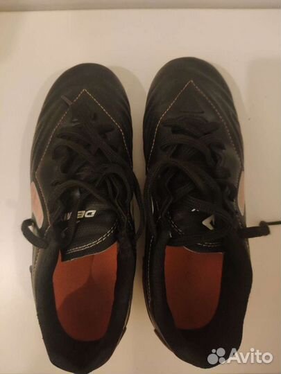 Футбольные бутсы