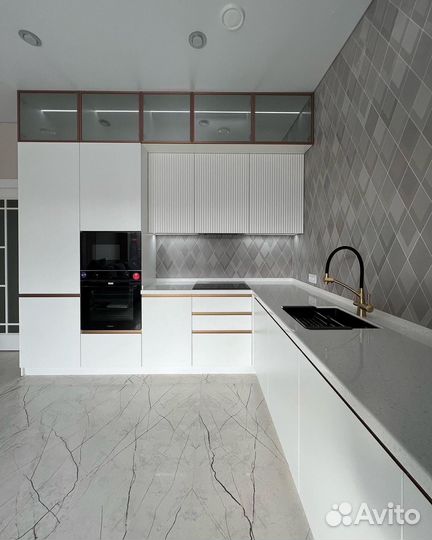 Угловая кухня от производителя на заказ