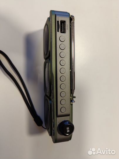 Портативный FM-радиоприемник