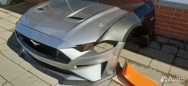 Передний бампер Ford Mustang 5.0 GT 2019 г