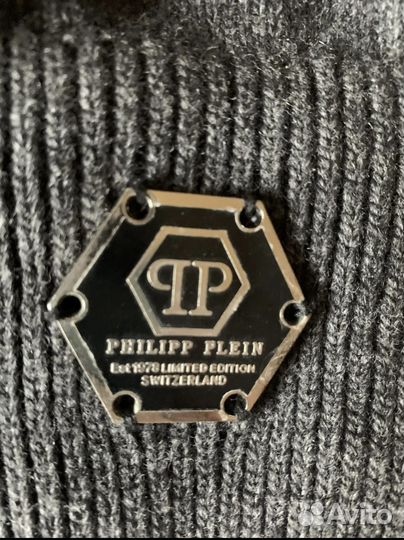 Вязаная шапочка